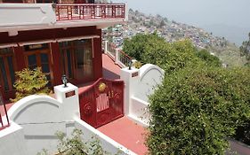 Chandruma Cottage
